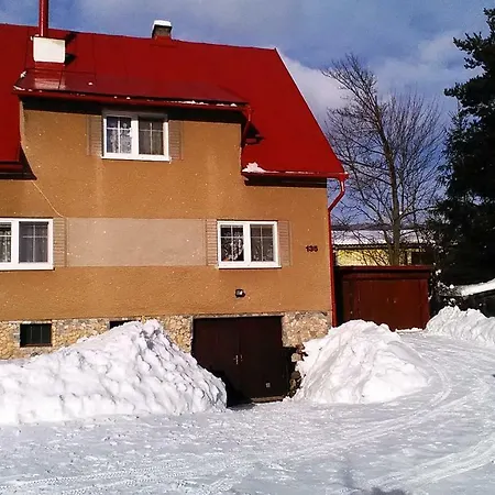 Apartman Pod Ledovcem Mlade Buky Exterior photo