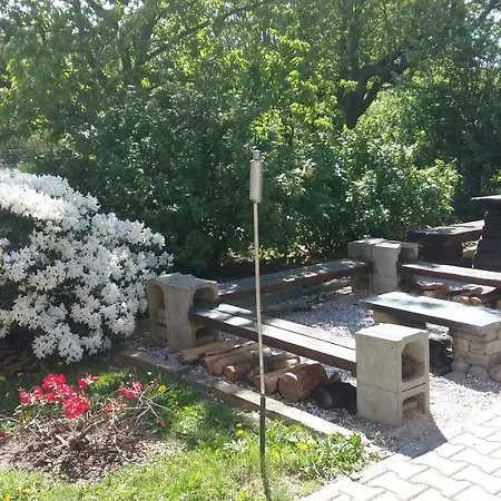 Apartman Pod Ledovcem Mlade Buky Exterior photo